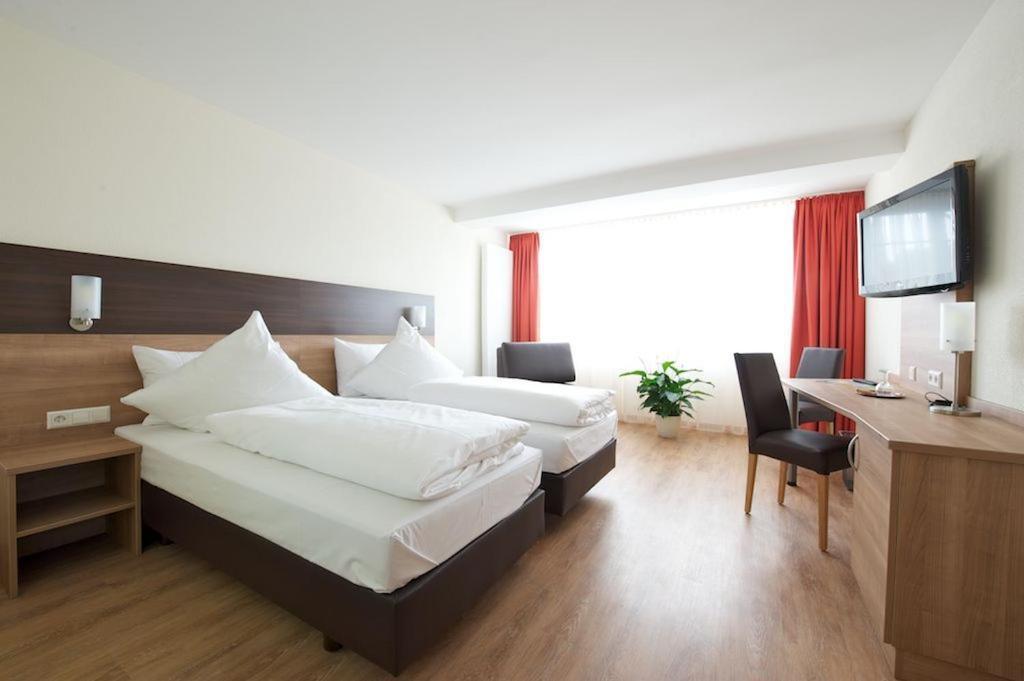 Hotel Zur Riss Біберах-на-Рісі Номер фото